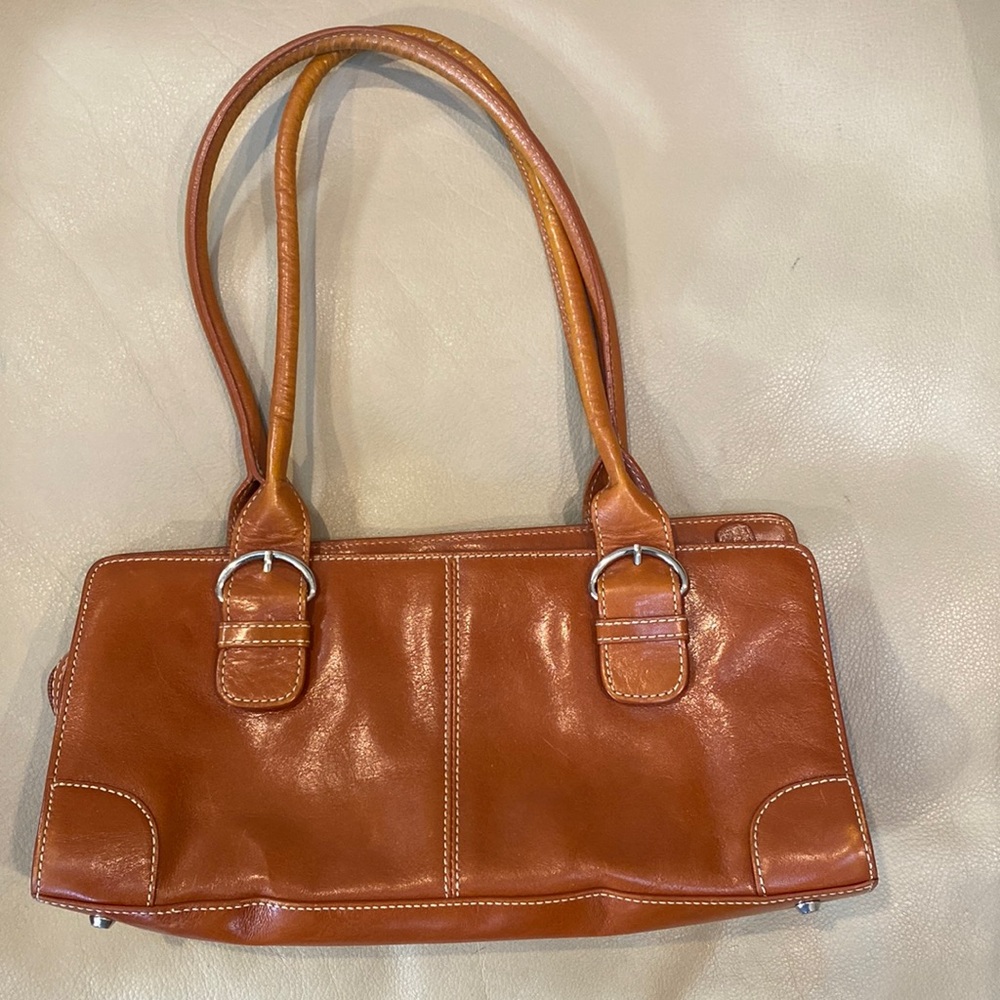 classic Nordstrom genuine leather shoulder bag in chestnut, 12 x 5.5